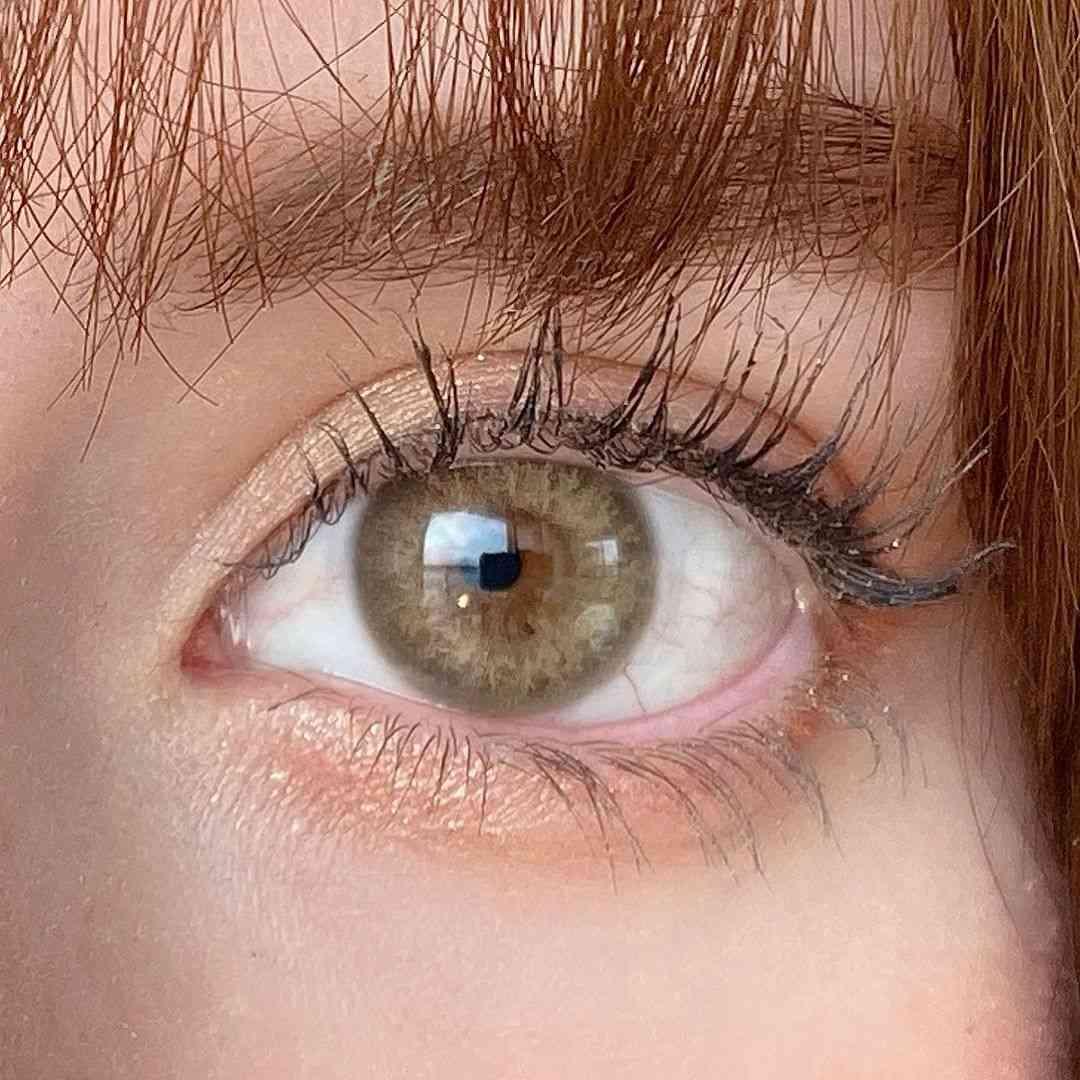 Sunkissed Olive Brown lenses on light eyes with golden-hazel tones