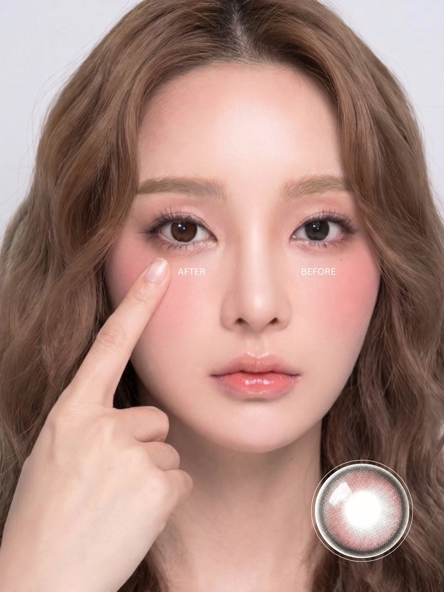 before and after comparison of woman wearing circle lenses with enlarging effect